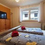 بيت للعطل Kleine Bergstrasse 2 - Haus 1 *