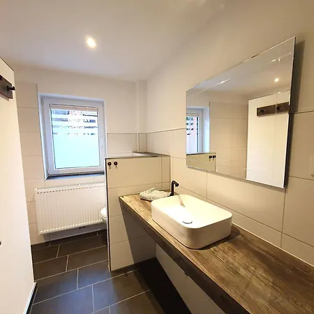 Kleine Bergstrasse 2 - Haus 1 Дом отдыха *