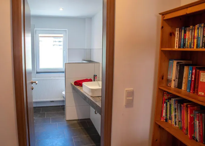 Kleine Bergstrasse 2 - Haus 1 بيت للعطل